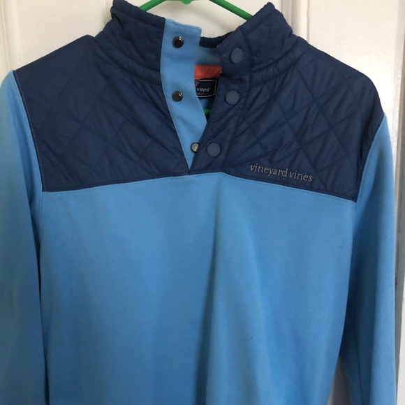 Vineyard vines quarter zip - Picture 1 of 1